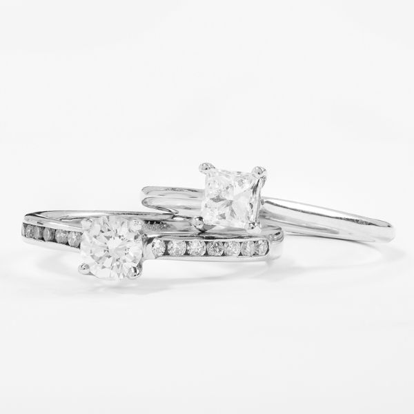 1888_Collection_Rings_Propose_on_Christmas