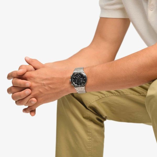 Christmas_Gifts_under_£200_Watch