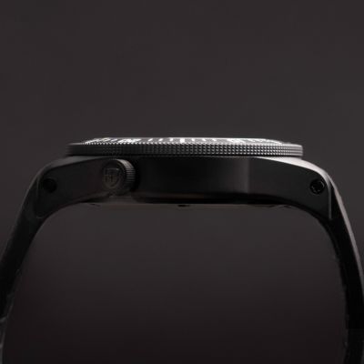 Elliot Brown Watch Features