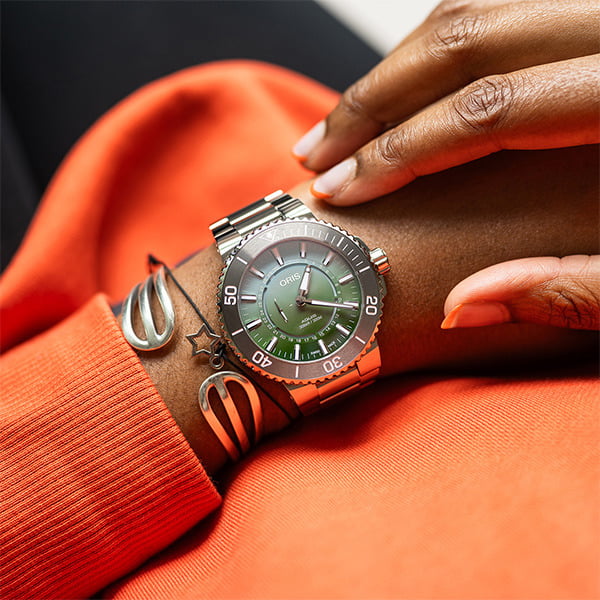 Oris Aquis Dat Watt Limited Edition II Ladies Watches