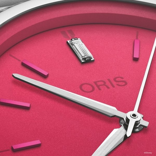 Oris’s_ProPilot_X_Miss_Piggy_Edition_Dial