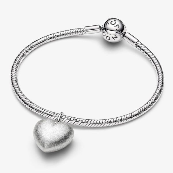 Pandora_Platinum_Plated_Heart_Charm_to_buy