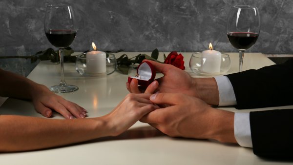 Recreate_Your_First_Date