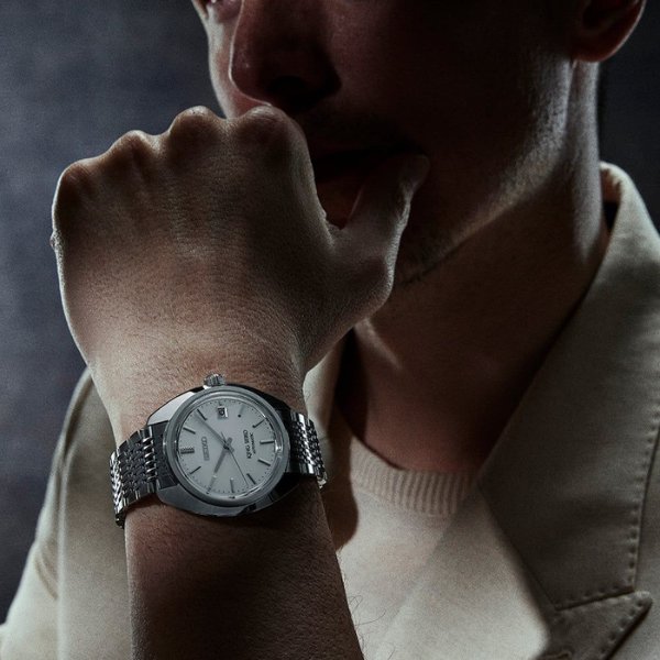 Shop_Seiko_King_Seiko_Metropolis_Silver_1969_Watch