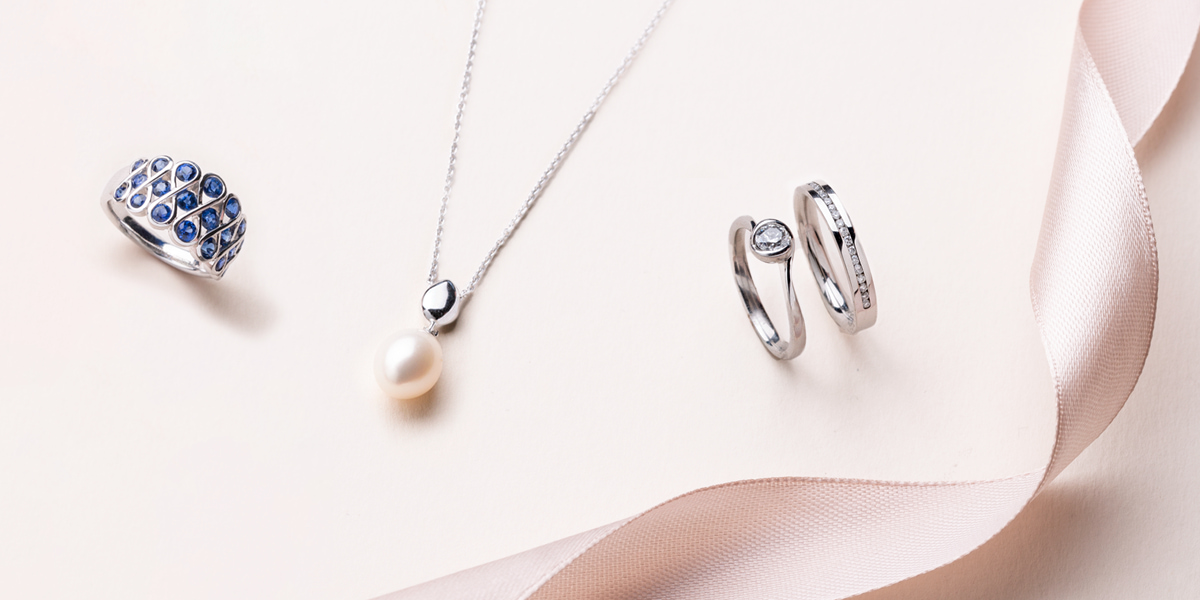 Top_Traditional_Anniversary_Jewellery_Gift_Ideas_by_Year