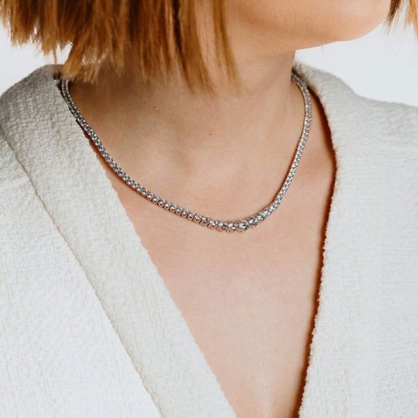 Tennis_Necklace_Styles