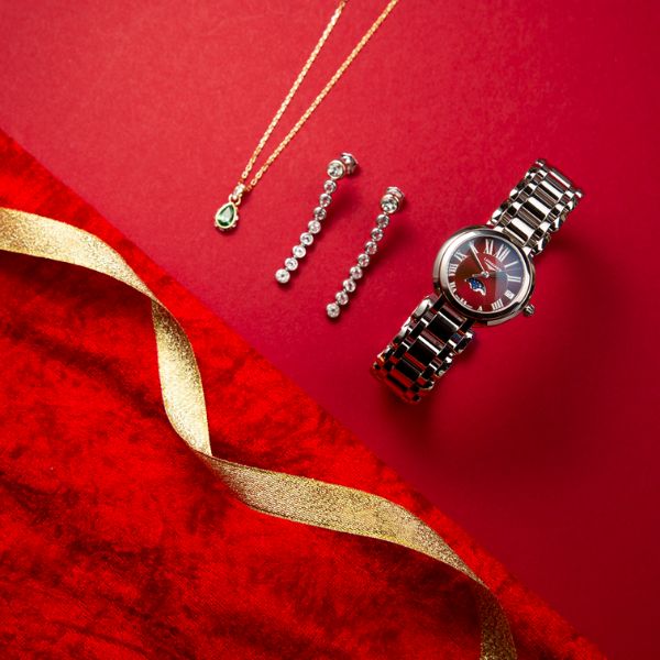 Trending_Jewellery_for_Christmas_Gifts