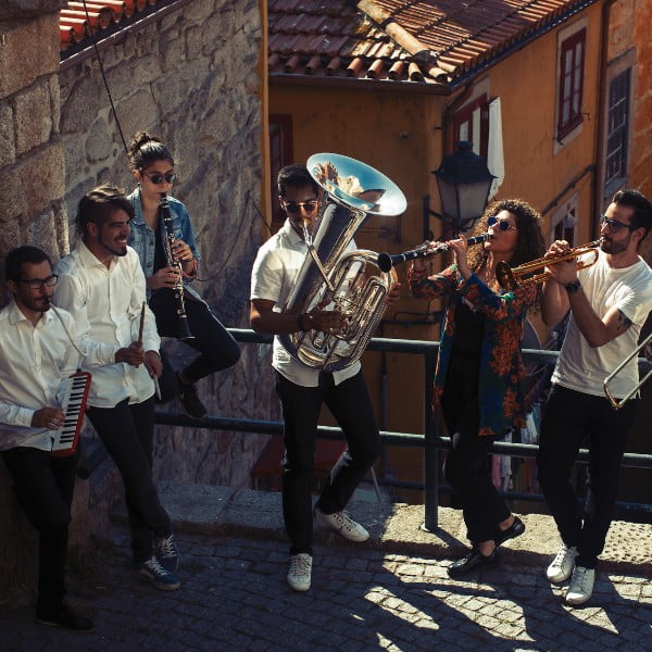 Valentines_Proposal_Idea_Flash_Mob