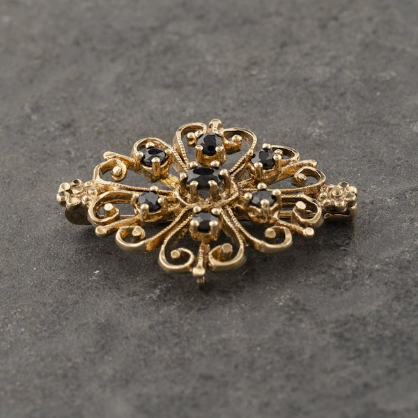 Second Hand 9ct Yellow Gold Sapphire Ornate Brooch