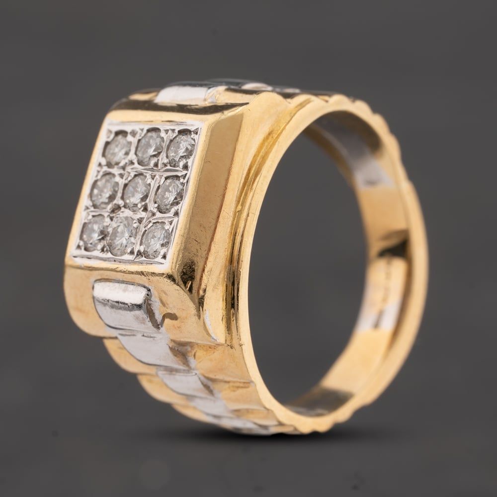 latest_second_hand_ring_at_T.H.Baker