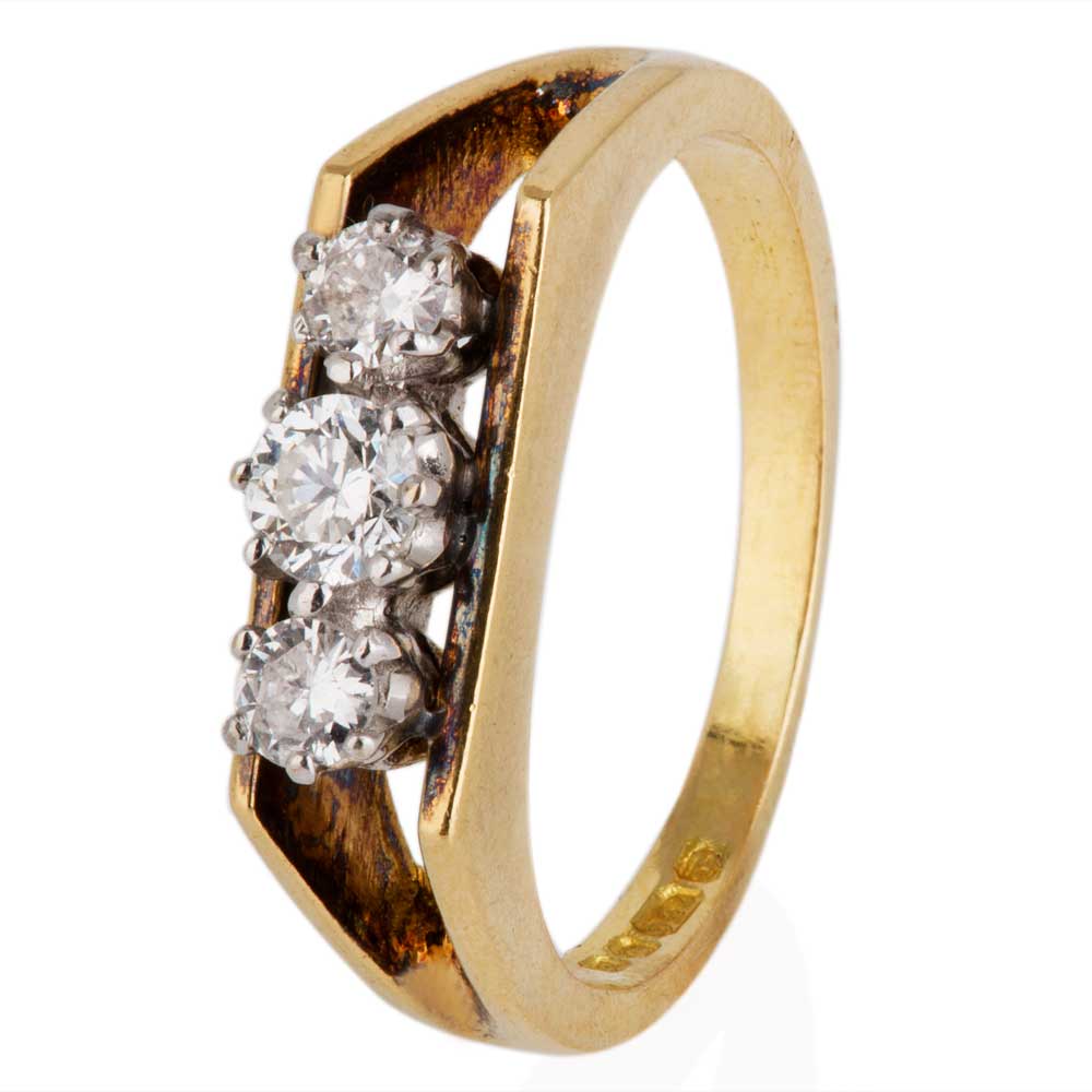 Second Hand 18ct Yellow Gold Diamond Three Stone Ring 4111285 | T.H