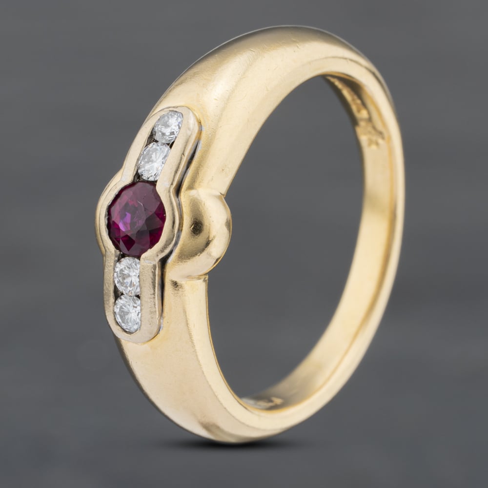 Second Hand 18ct Yellow Gold Ruby & Brilliant Cut Diamond Five Stone Ring 41481811