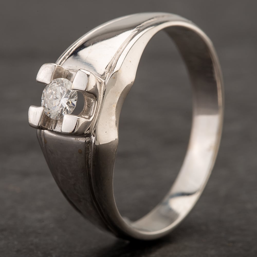 Second Hand White Gold Ring 4229952 thbaker.co.uk