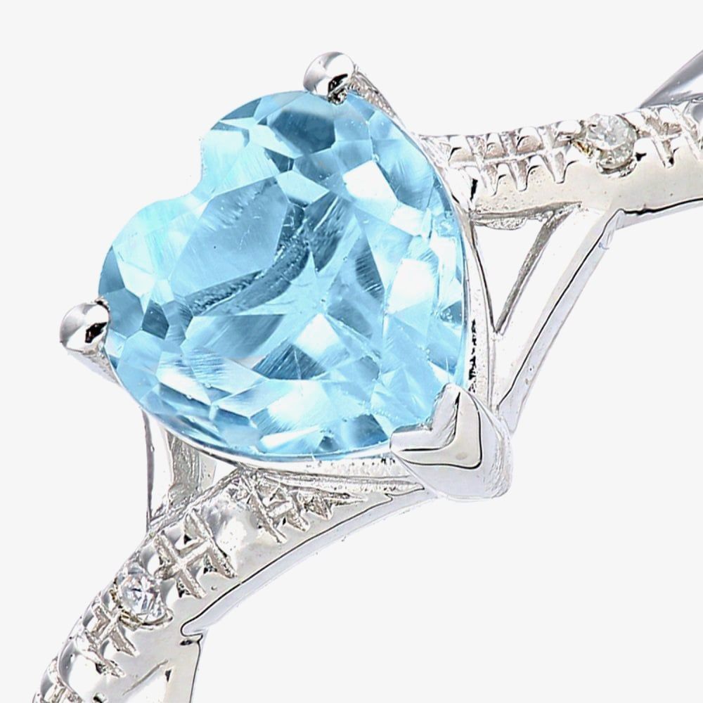 9ct White Gold Multi Stone Crossover Ring