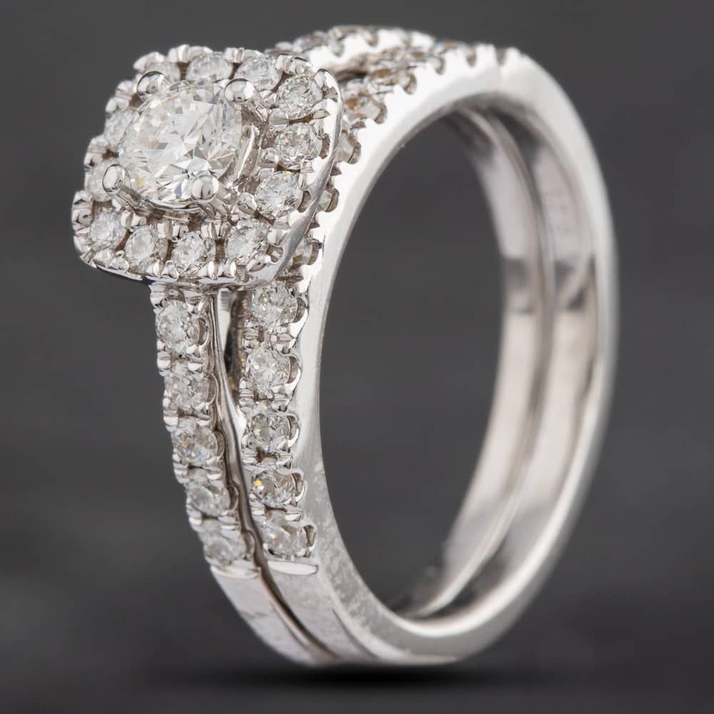 Second Hand 18ct White Gold Diamond Bridal Set Ring 4112288