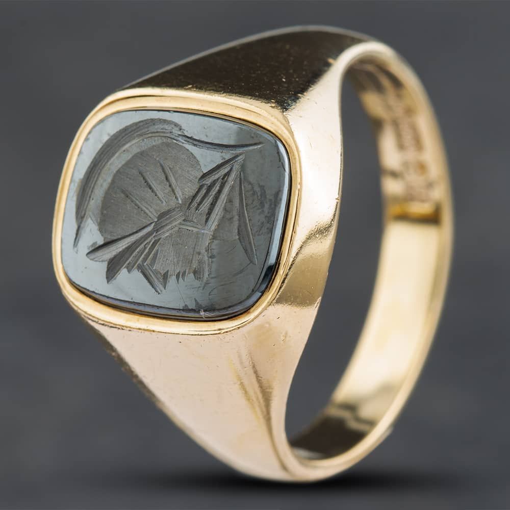Yellow Gold Gold Ring With Roman Soldier Second Hand 9ct Yellow