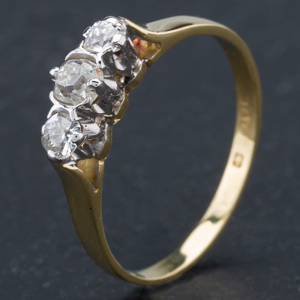 Second Hand 18ct Yellow Gold Vintage Old Cut Three Stone Diamond